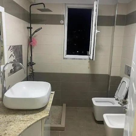 Appartement Redi Center *